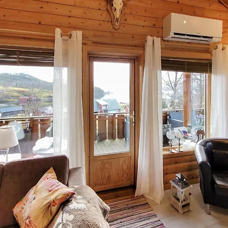 Ferienhaus Gorgeous In With Kitchen Vikedal